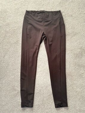 High-Rise Black Active Leggings with Side Pocket